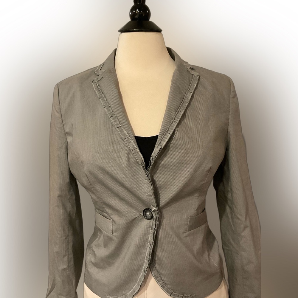 Banana Republic Tan & Black Small Check Light Weight Blazer RuffleTrim NWOT